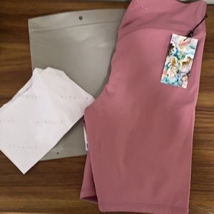 Balance Athletica Quartz Cloud Rider Short, Medium